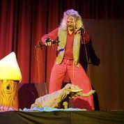 Más de 300 niños y niñas asisten al teatro de cuentos y marionetas como la lluvia, Foto 1