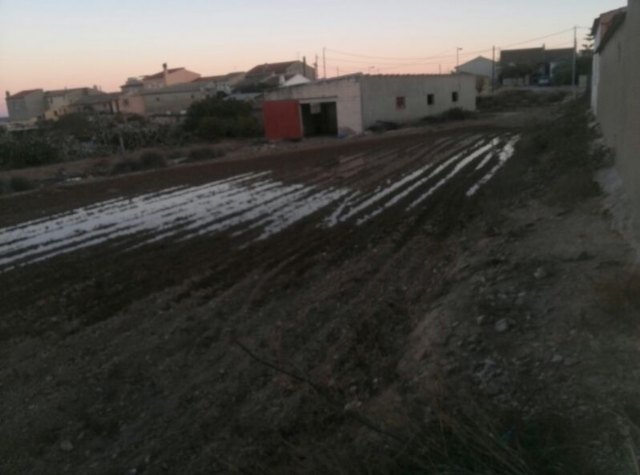 Denuncian que el servicio municipal de aguas descansa los domingos, Foto 1