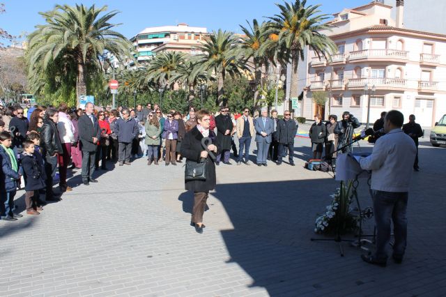 Jumilla expresa su repulsa a la Violencia de Género con una concentración y homenaje a las víctimas - 5, Foto 5