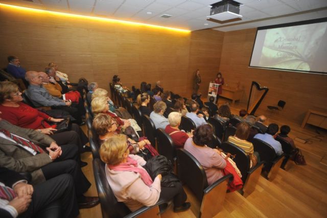 Homenaje a Cristóbal Martínez Campoy por su apoyo a las víctimas de la violencia de género - 2, Foto 2