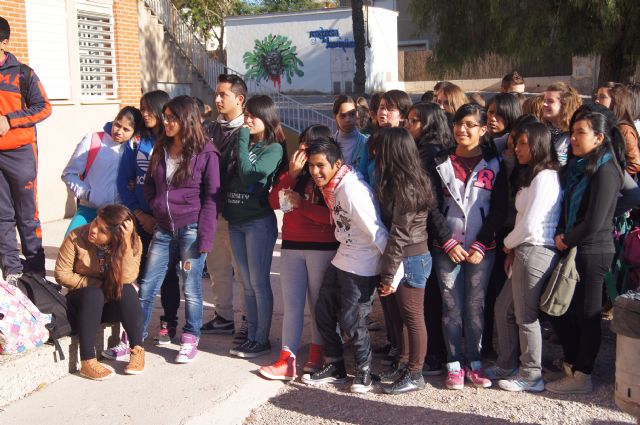 Students of IES "Prado Mayor" speak out against gender violence, Foto 3