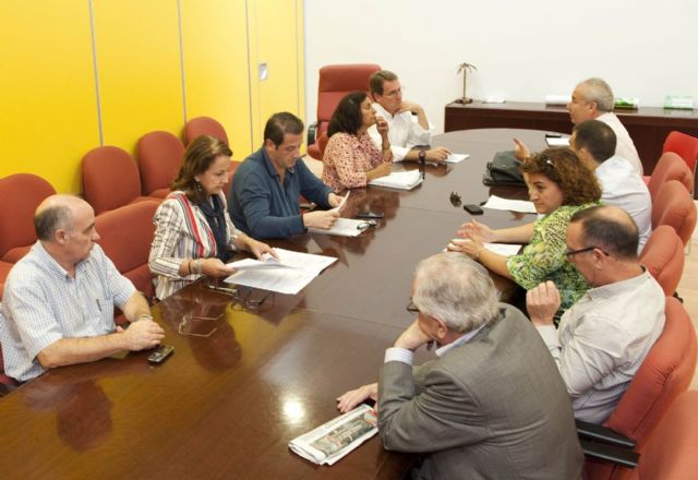 La Comisión de Hacienda estudia el proyecto de presupuestos municipales para 2014 - 1, Foto 1