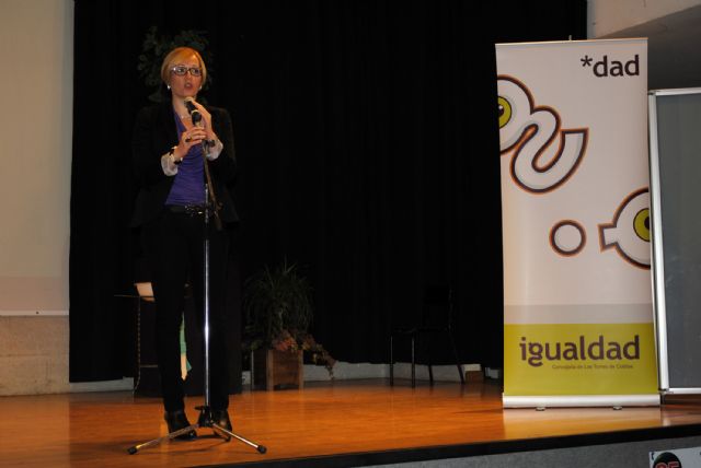 Las Torres de Cotillas se alza un año más contra la violencia de género - 2, Foto 2