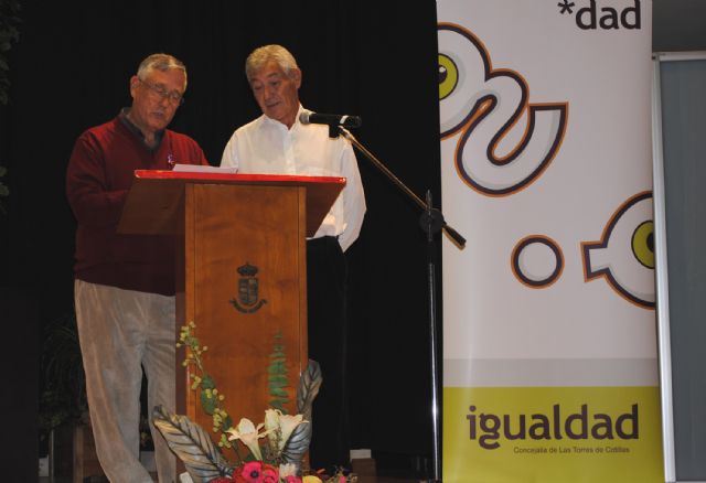 Las Torres de Cotillas se alza un año más contra la violencia de género - 3, Foto 3