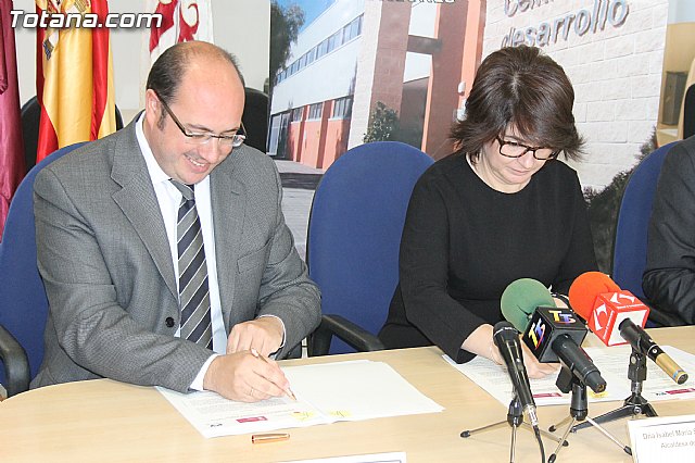 El ayuntamiento finaliza los pasos de la puesta en marcha del Plan de Empleo Municipal - 4