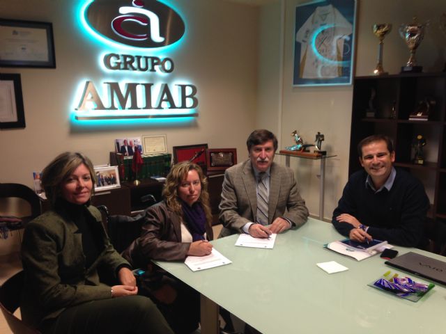 El Ayuntamiento de Blanca firma un Convenio para la Cesión del Centro Ocupacional - 1, Foto 1