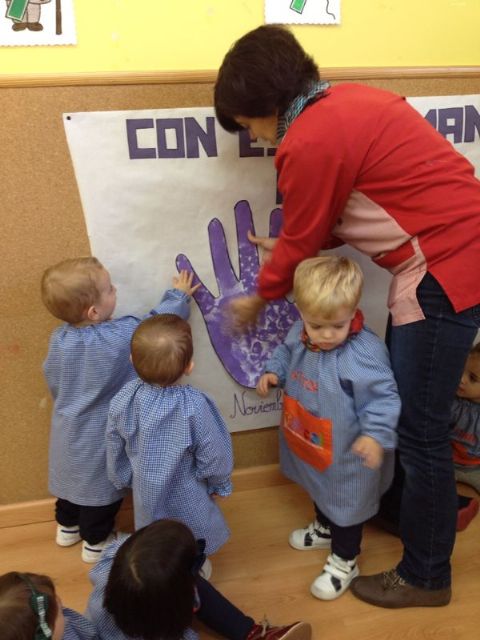 Los niños y niñas del CAI también muestran su repulsa a la Violencia de Género - 1, Foto 1