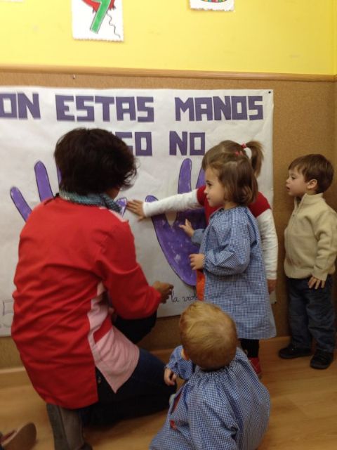 Los niños y niñas del CAI también muestran su repulsa a la Violencia de Género - 5, Foto 5