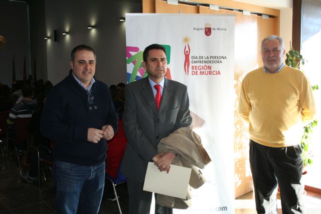 Cerca de 400 personas participan en el Día de la Persona Emprendedora en Cehegín - 1, Foto 1