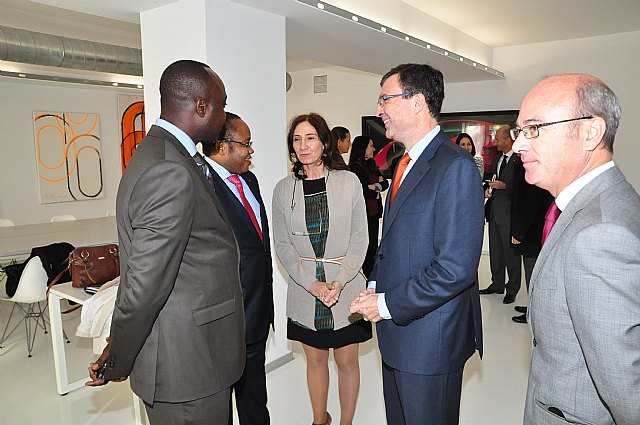 El Gobierno regional muestra a los empresarios las opciones de negocio en países emergentes de África subsahariana - 2, Foto 2