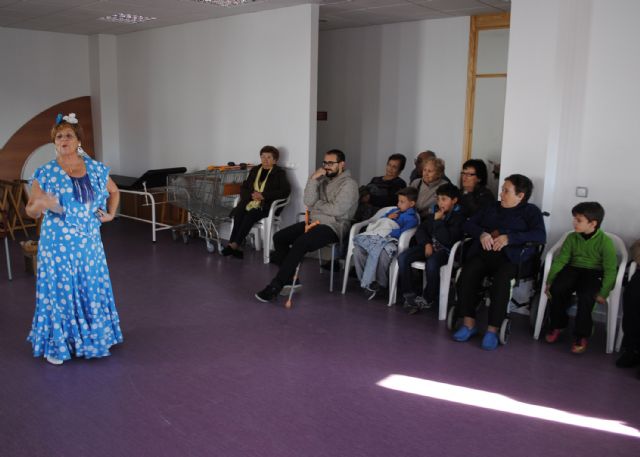 El Centro de Día de las Personas Mayores torreño se acerca a los escolares del municipio - 4, Foto 4
