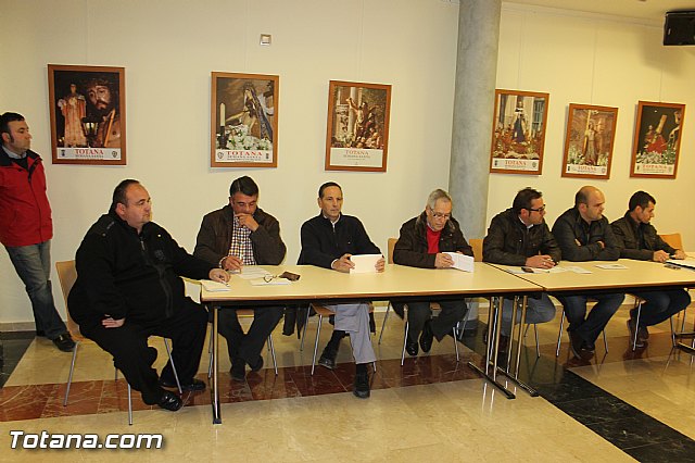 La alcaldesa felicita al nuevo presidente del Ilustre Cabildo Superior de Procesiones, Antonio Martnez Belch, tras su reciente eleccin - 2