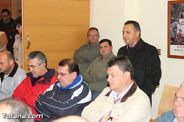 La alcaldesa felicita al nuevo presidente del Ilustre Cabildo Superior de Procesiones, Antonio Martnez Belch, tras su reciente eleccin - 8