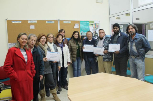 Los vecinos de la Caridad ya utilizan las redes sociales para buscar empleo - 5, Foto 5