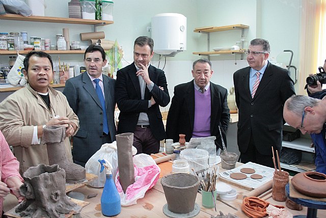 Política Social destina más de 94.500 euros para subvencionar 10 plazas en el Centro de Día de Yecla - 1, Foto 1