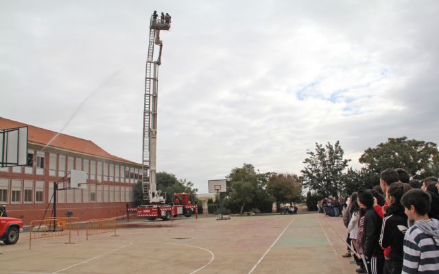 Simulan un incendio en el IES Rambla de Nogalte - 3, Foto 3