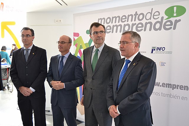 El ´Día del Emprendedor´ acoge en Águilas a cientos de jóvenes interesados en crear una empresa - 3, Foto 3