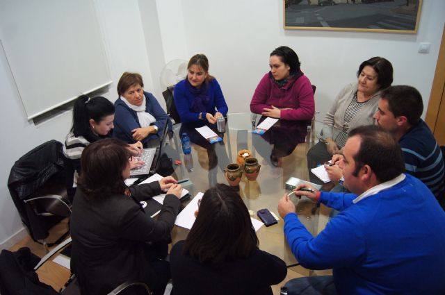 La Junta de Pedáneos aborda las necesidades pormenorizadas en servicios e infraestructuras que existen en las diputaciones, Foto 1