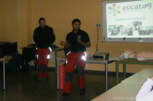 La Concejalía de Igualdad y la ONG ASICAT ponen en marcha un taller gratuito de primeros auxilios - 1, Foto 1