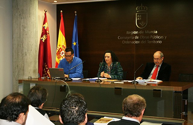 La Comunidad y los ayuntamientos trabajan para mejorar la eficiencia y eficacia en la tramitación urbanística - 1, Foto 1