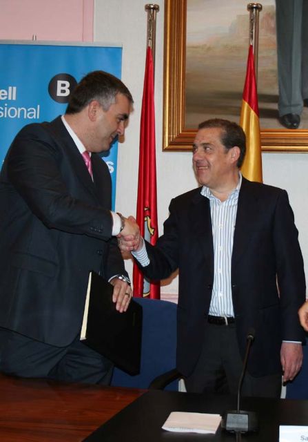 La asociación de comerciantes de Alcantarilla, distinguirá en la II gala del comercio, al ayuntamiento de Alcantarilla como socio de honor - 1, Foto 1