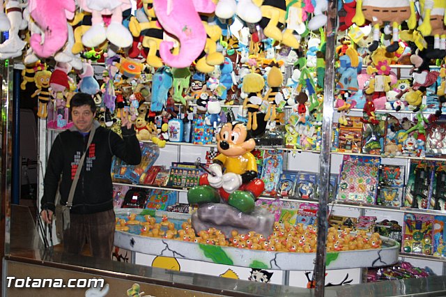 Las fiestas en honor a Santa Eulalia, patrona de Totana, arrancaron oficialmente el pasado viernes con la inauguracin de la feria de atracciones - 5