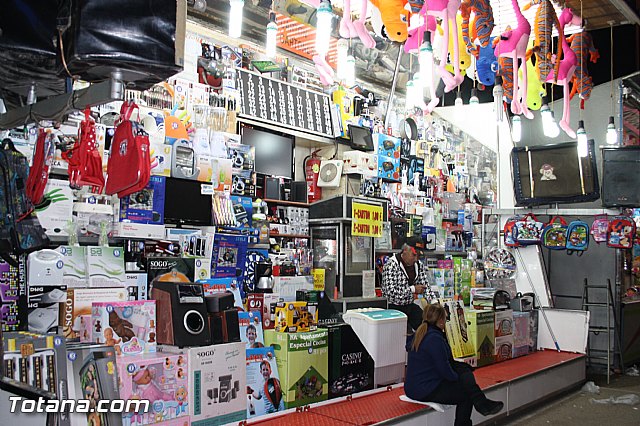 Las fiestas en honor a Santa Eulalia, patrona de Totana, arrancaron oficialmente el pasado viernes con la inauguracin de la feria de atracciones - 6