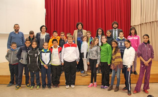 200 escolares de Puerto Lumbreras participan en los Plenos Infantiles para celebrar el Día de la Constitución - 2, Foto 2