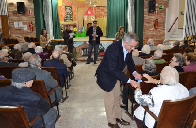 Los pensionistas ferroviarios ya disponen de una nueva tarjeta para el transporte urbano - 3, Foto 3