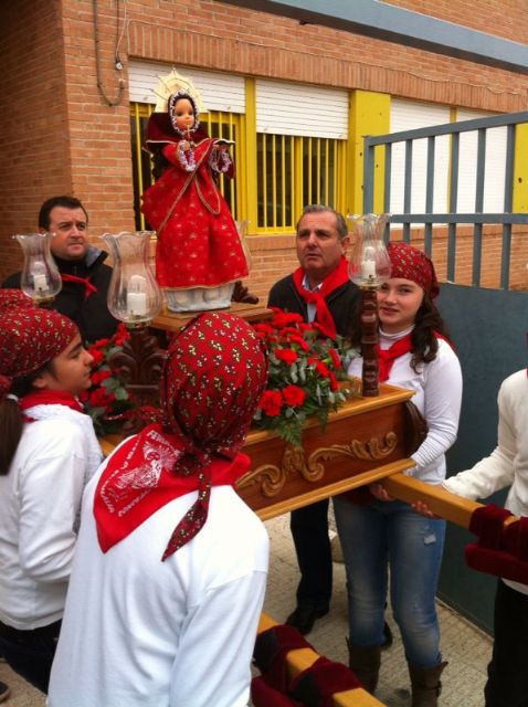 The educational community of CEIP "San Jos" organizes its first pilgrimage of Santa Eulalia on the streets of the neighborhood, Foto 2