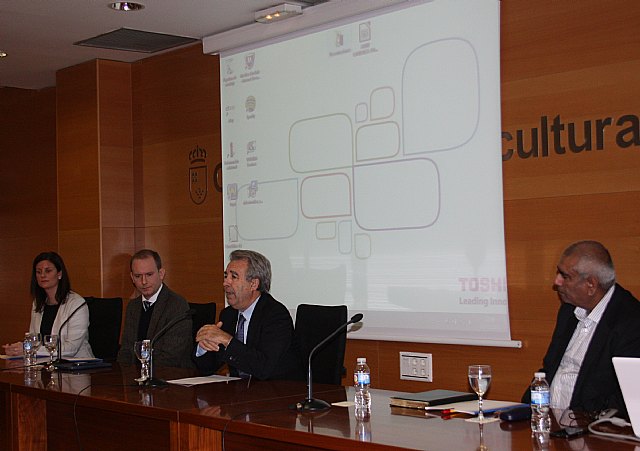 Empresarios hortofrutícolas de la Región reciben asesoramiento para optimizar su participación en ´Fruit Logistica 2014´ - 1, Foto 1