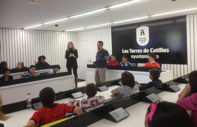 El Ayuntamiento torreño celebra la Constitución con jornadas escolares de puertas abiertas - 2, Foto 2