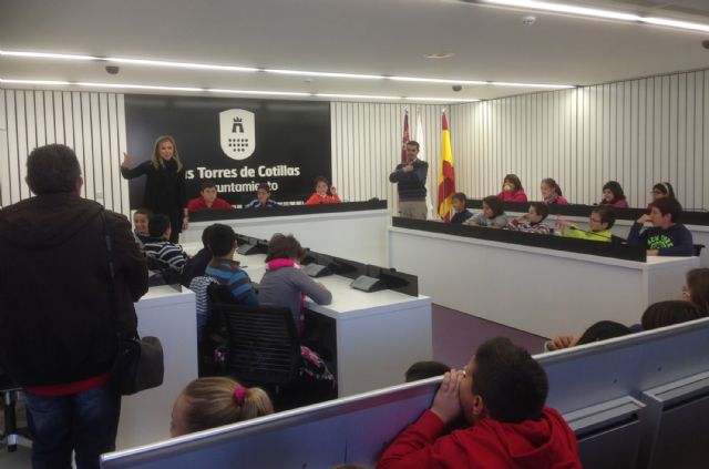 El Ayuntamiento torreño celebra la Constitución con jornadas escolares de puertas abiertas - 3, Foto 3
