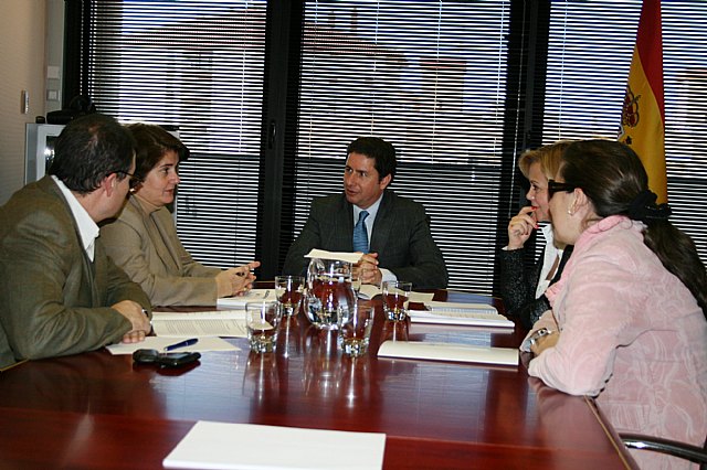 La Comunidad avanza en la tramitación del Anteproyecto de Ley de Accesibilidad de la Región de Murcia - 1, Foto 1