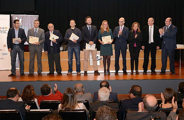Juan Carrión, Presidente de FEDER, asiste a la primera entrega de premios RSC en Murcia - 1, Foto 1