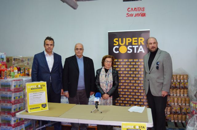 SuperCosta inicia una campaña de recogida de alimentos y otra de juguetes que entregará a Cáritas San Javier - 1, Foto 1