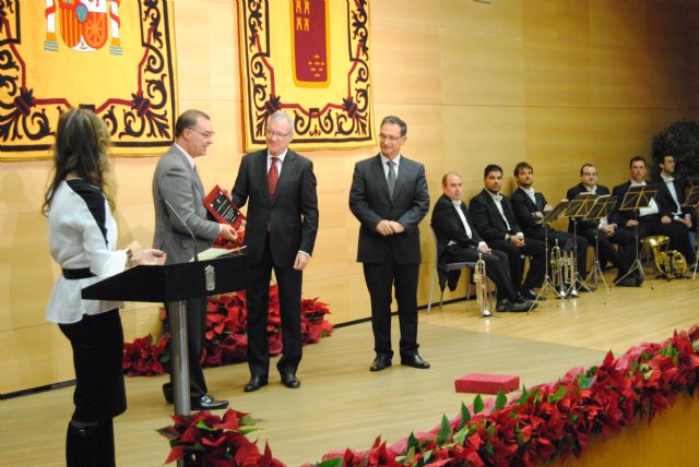 El delegado del Gobierno resalta la vigencia de la Constitución Española en los actos conmemorativos de su XXXV aniversario - 1, Foto 1