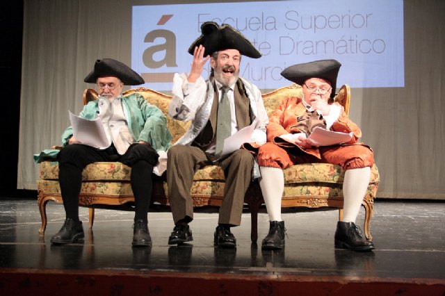 Las enseñanzas artísticas homenajean al director de la Escuela Superior de Arte Dramático de Murcia por su jubilación - 1, Foto 1