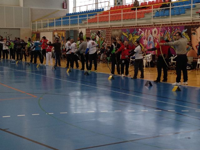 La liga regional de tiro con arco en sala reúne a medio centenar de arqueros en Las Torres de Cotillas - 3, Foto 3