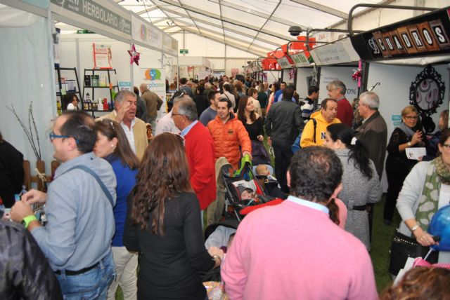 La II Feria Navideña comienza con descuentos y promociones en más de 60 establecimientos - 2, Foto 2