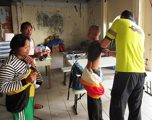 La Gerencia de Urgencias y Emergencias Sanitarias 061 colabora con Bomberos en Acción en Filipinas - 1, Foto 1
