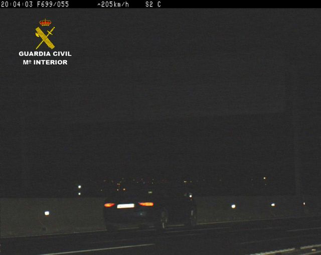 La Guardia Civil detiene a un conductor que circulaba a más del doble de la velocidad máxima permitida en Murcia - 3, Foto 3