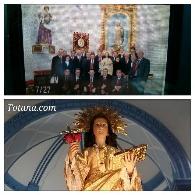 Numerosas personas acompañan a la imagen de Santa Eulalia en la solemne procesión celebrada por las calles más céntricas de la ciudad de Totana - 1, Foto 1