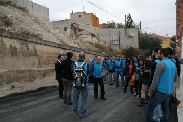 Un grupo de 40 alumnos de la UPCT visita y analiza la problemática del terreno de Los Cabezos de Lorquí - 2, Foto 2