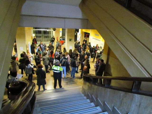 Más de 300 personas realizan en la Universidad de Murcia los exámenes de inglés de Cambridge - 2, Foto 2