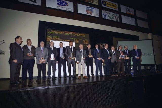Mercolleida reconoce a ElPozo, FAMADESA y Enrique Ortega e Hijos como los mejores analistas de 2013 del mercado porcino español, Foto 2