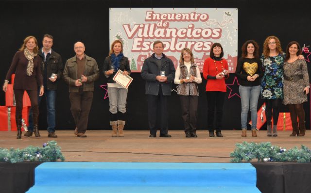 Los niños pinatarenses dan la bienvenida a la Navidad en el II Encuentro de Villancicos escolares - 4, Foto 4