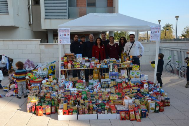 Joven Futura alcanza la cifra de 1.500 kg y  300 juguetes para Cáritas San Pedro de Espinardo - 4, Foto 4