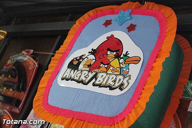 Varios expositores conforman la I Feria de Navidad, instalada en la Plaza de la Balsa Vieja - 22