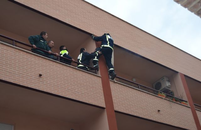 Conato de incendio en una vivienda de la calle Joaquín Costa de Águilas - 1, Foto 1